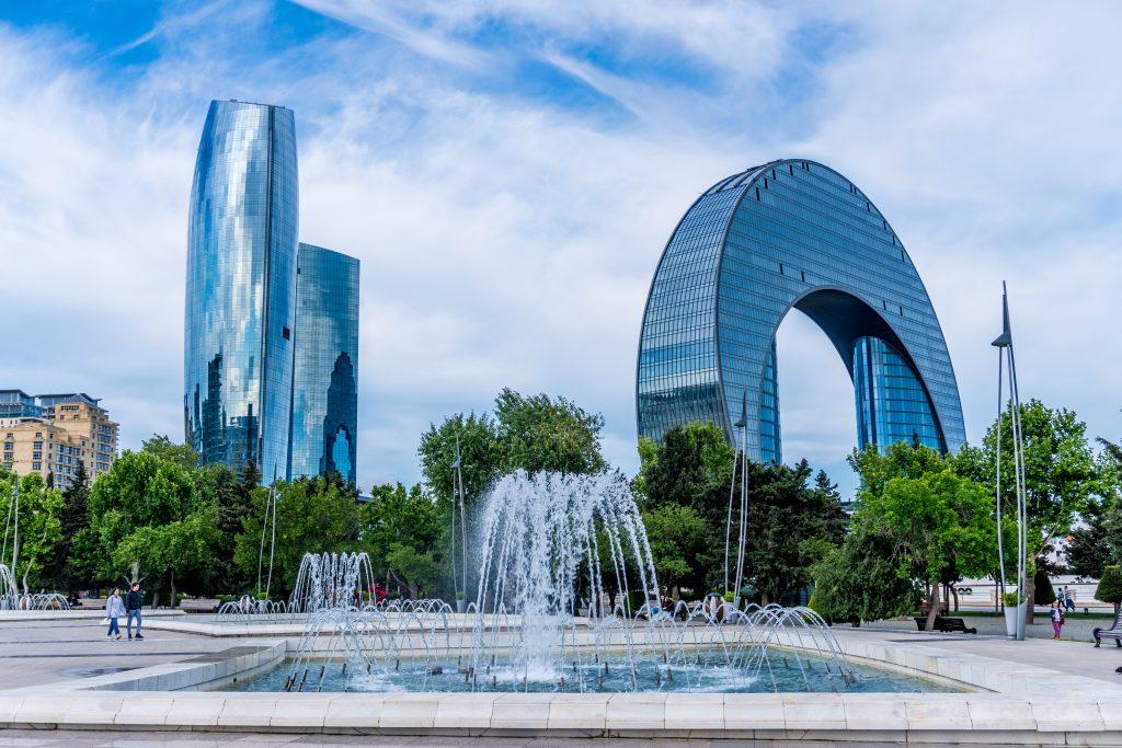 באקו למטייל הישראלי (Baku): המדריך לבאקו - כרטיסים, סיורים, לינה ועוד!