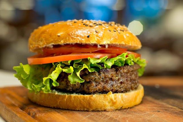 🍷 White City Restaurant & Bar