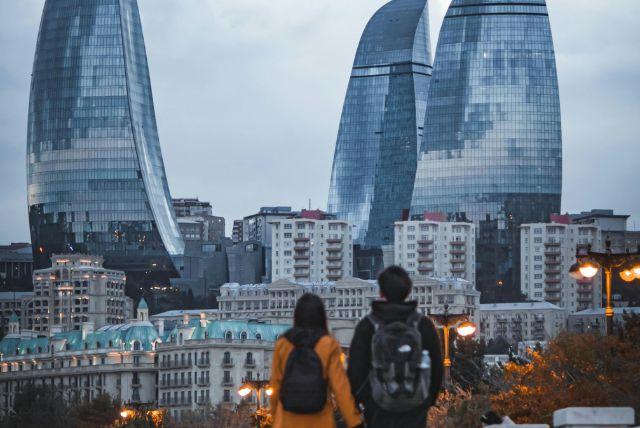 באקו אזרבייג'ן חבילות נופש - האם להזמין לבד טיסה ומלון או לקחת דיל?