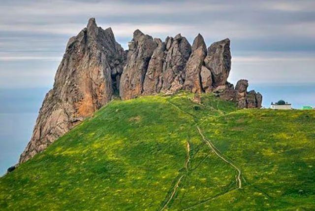 טיול הרים מבאקו לקובה, חינאליג והרי הסוכריות - נופים, נשרים, וארוחה כפרית באזרבייג'ן credit to getyourguide.com