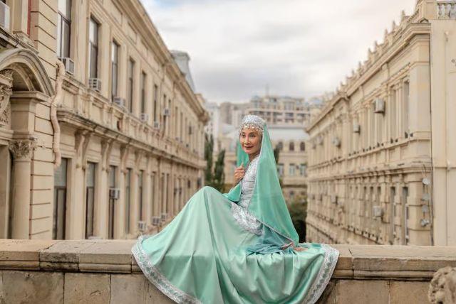 סיור צילום פרטי עם צלם מקצועי בבאקו - מזכרת מושלמת מהעיר היפה באזרבייג'ן credit to getyourguide.com