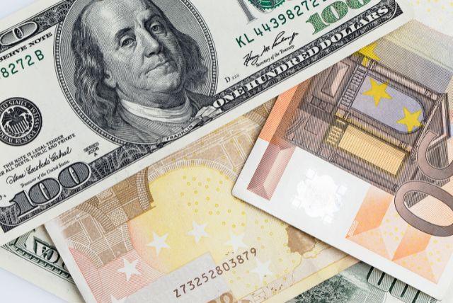 באקו דולר או יורו? מה המקומיים מעדיפים?