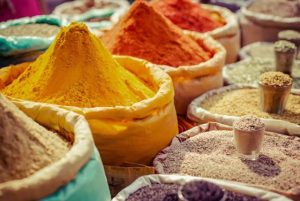 שוק התבלינים באקו credit to getyourguide.com