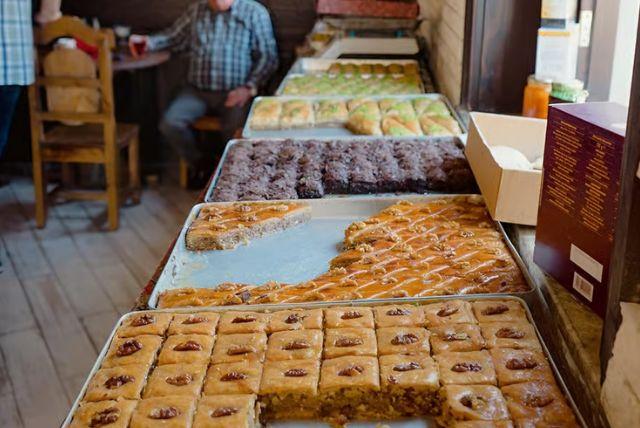 שוק התבלינים באקו credit to getyourguide.com