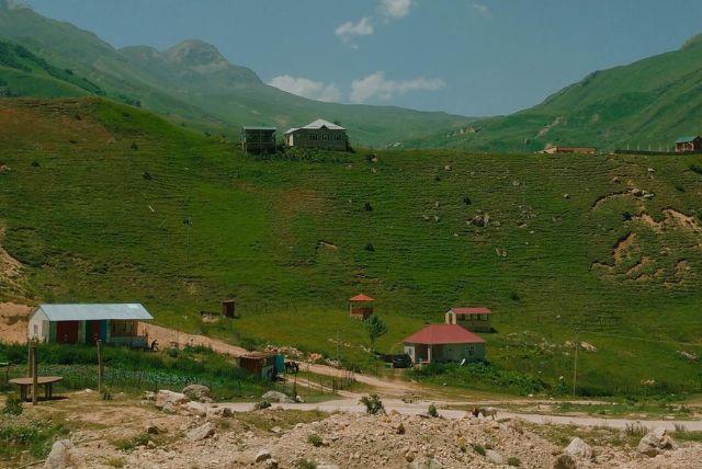 כפר לזה - LAZA באזרבייג'ן