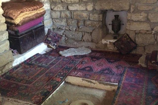 מוזיאון האתנוגרפיה והארכיאולוגיה של אזרבייג'ן (Ethnography and Archeology) credit to viator.com