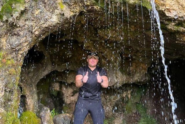 3 ימי טרק אל הפסגה הגבוהה באזרבייג'ן (4,466 מטרים) עם מדריך הרים מקצועי credit to getyourguide.com