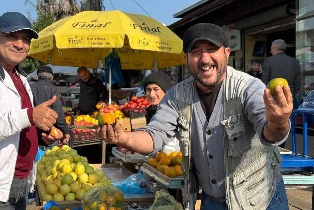 סיור יום מבאקו ללנקראן ואסטארה - כולל מטעי תה, טירת האבן, מוזיאון האתנוגרפיה ושוק ההדרים credit to getyourguide.com