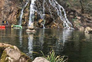 סיור אקסטרים באזרבייג׳ן - 4 ימים של ג׳יפים, רפטינג, הרי געש ותרבות אותנטית credit to getyourguide.com