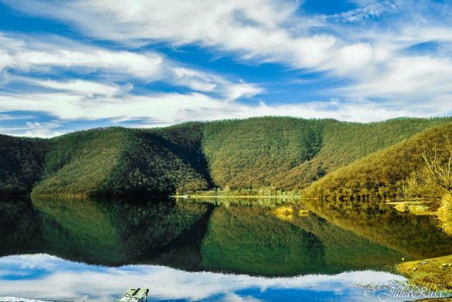 סיור אקסטרים באזרבייג׳ן - 4 ימים של ג׳יפים, רפטינג, הרי געש ותרבות אותנטית credit to getyourguide.com