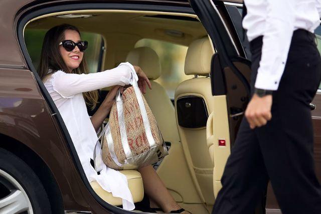 התניידות בבאקו טיפים והמלצות credit to getyourguide.com