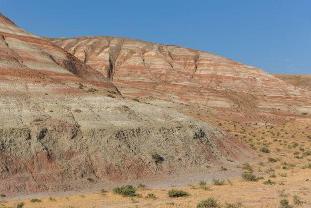 הרי הקשת של חיזי באזרבייג'ן - Khizi Rainbow Mountains