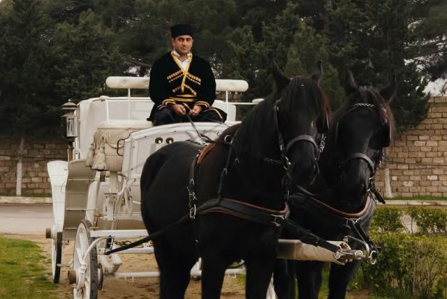 רכיבה על סוסים בבאקו credit to getyourguide.com