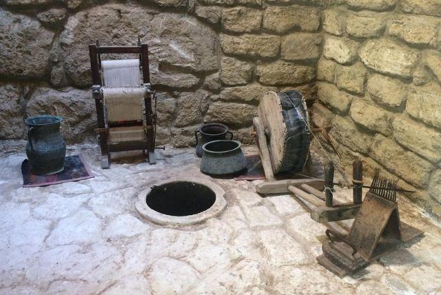 מוזיאון הארכיאולוגיה באזרבייג'ן (Archaeological and Ethnographic Museum Complex) credit to viator.com