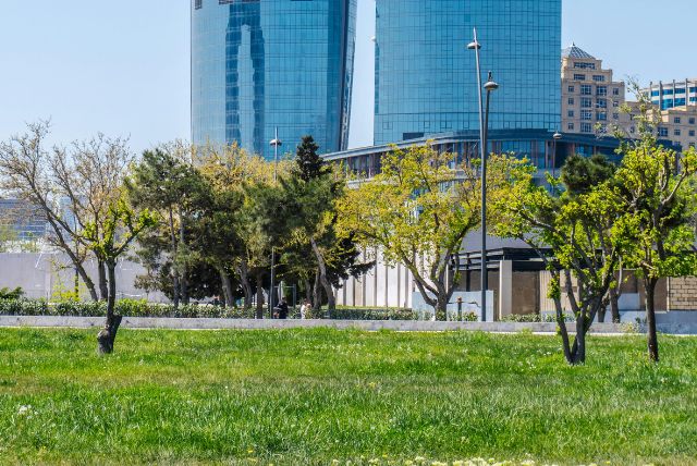 אפריל בבאקו - טיפים המלצות מה יש לעשות ולראות, אירועים מיוחדים, מזג אוויר ועוד